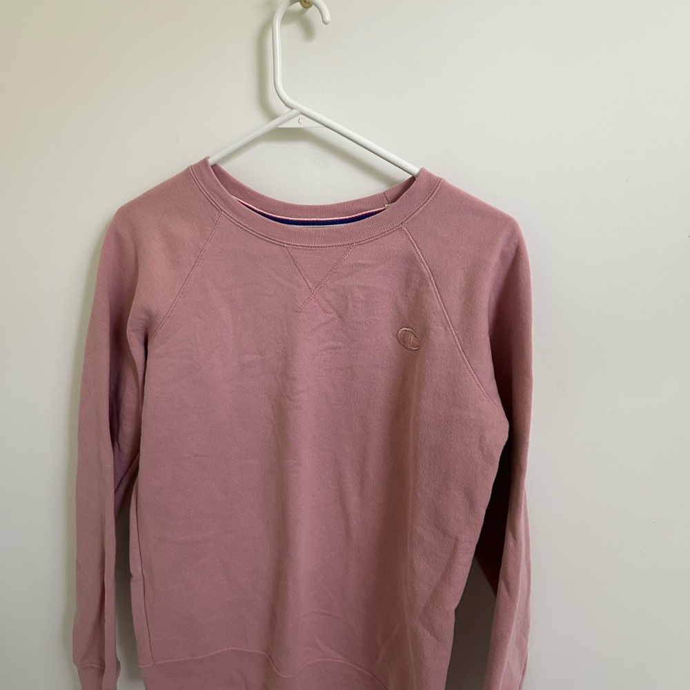 pinkish mauve sweatshirt